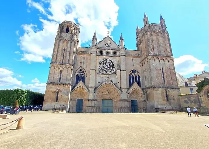 Le Cathedrale,t3 En Plein Centre De Apartamento